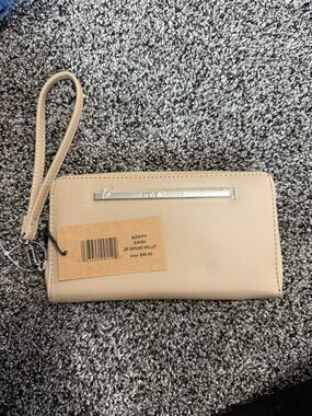 Steve Madden Sand Bzipppy Zip-Around Wallet with Metal Logo